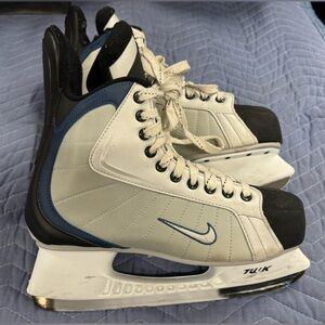 Rare Vintage Nike Quest 2 Hockey Skates